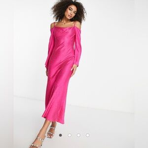 Never Fully Dressed Fuchsia Long Sleeve Maxi Dress Size 2